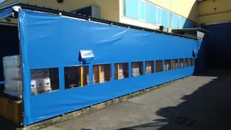 capannone blu